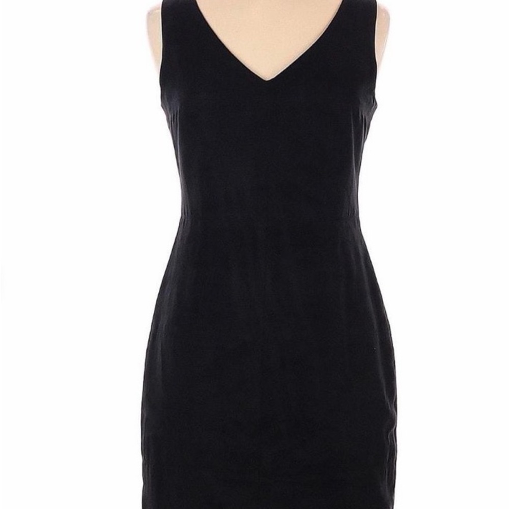 Vince Camuto Black V-Neck Mini Dress